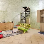 公寓 Zen-haus Im Zentrum Mit Kostenlosen Parkplaetzen Und Automatischem Check-in 24 7 - Mit Netflix Und Disneyplus 卡萨莱蒙费拉托