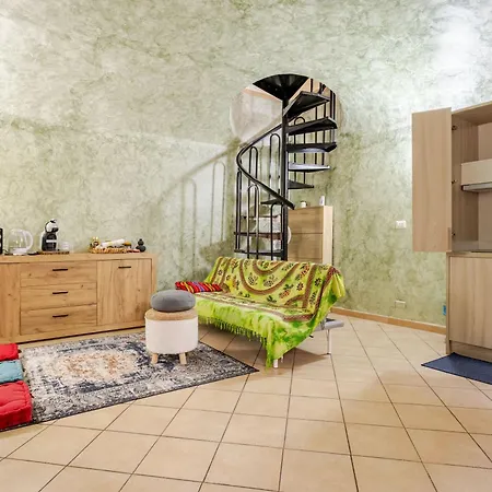 Appartement Zen-haus Im Zentrum Mit Kostenlosen Parkplaetzen Und Automatischem Check-in 24 7 - Mit Netflix Und Disneyplus Casale Monferrato