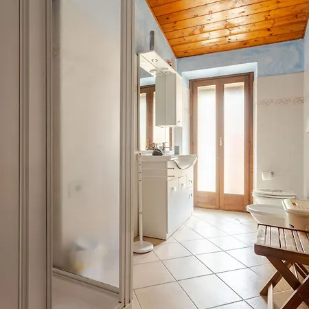 Zen-haus Im Zentrum Mit Kostenlosen Parkplaetzen Und Automatischem Check-in 24 7 - Mit Netflix Und Disneyplus Apartman Casale Monferrato